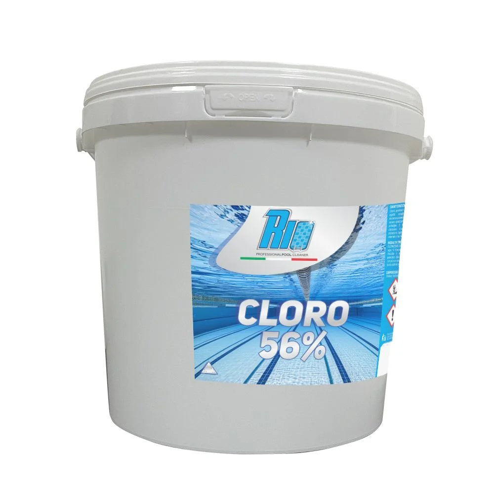 Secchiello di Rio Cloro Granulare 56% in microperle a rapido scioglimento, dicloro professionale per trattamento d'urto e shock piscina, azione antialghe e azzurrante, formati da 1kg a 50kg.