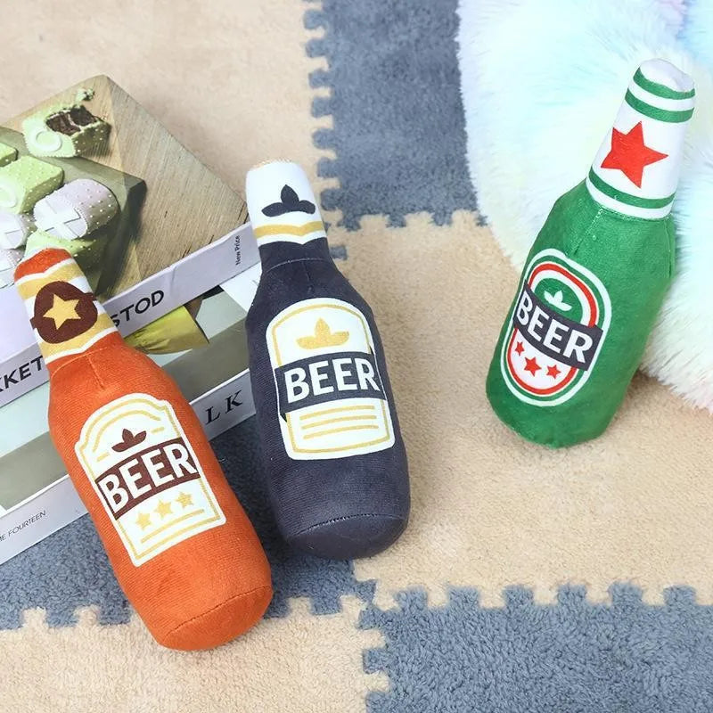 Gioco Peluche per Cani a Forma di Bottiglia di Birra | Gioco per Cani con Squeaky - Partenopet