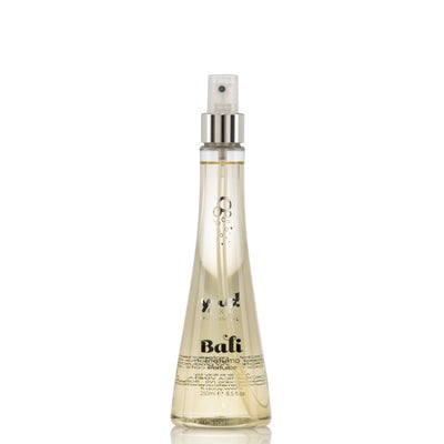 Flacone spray da 250ml di Yuup Profumo Bali per cani e gatti, fragranza tropicale con estratti di frangipani e lime, linea grooming professionale Yuup