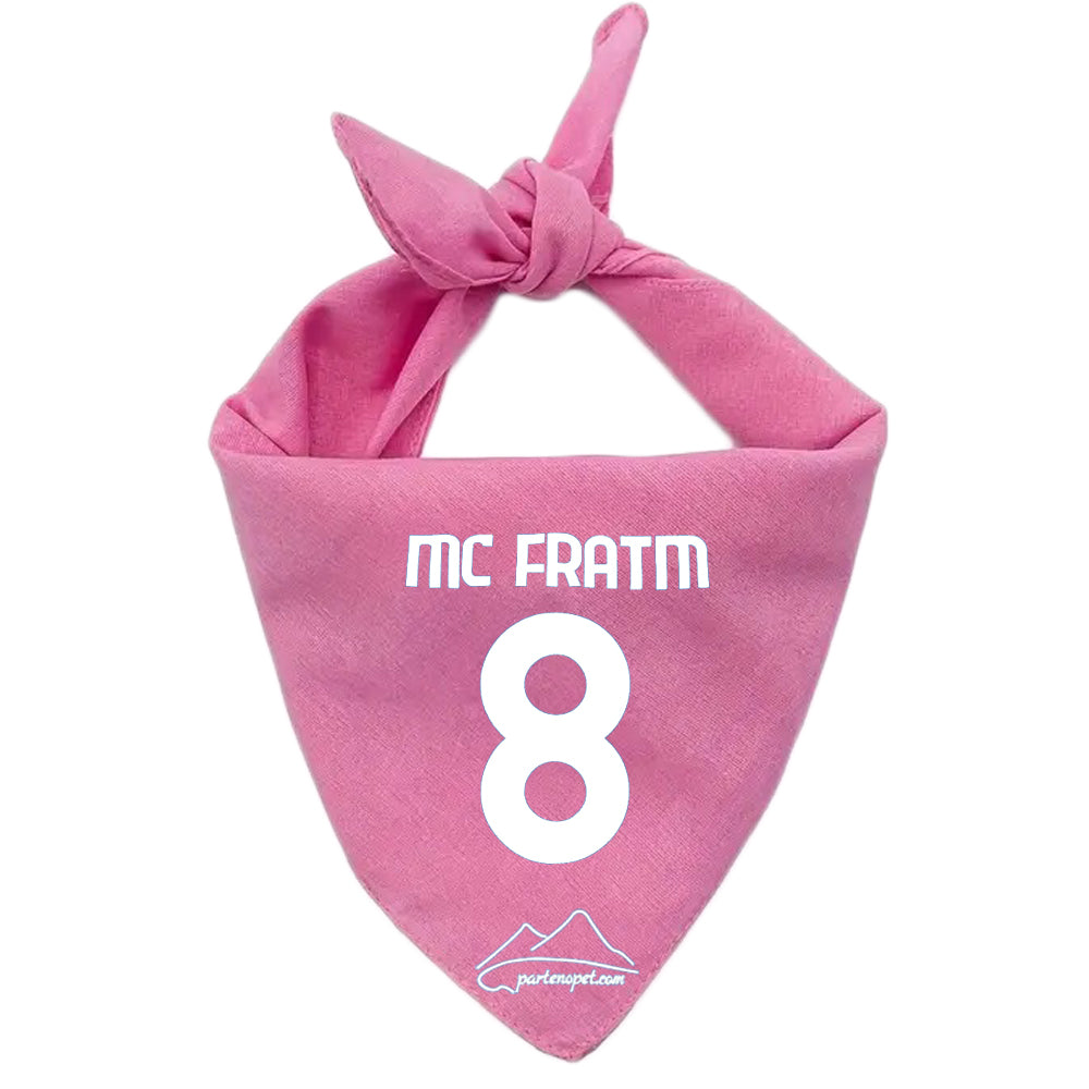Bandana per cani con la scritta MC FRATM e il numero 8 di colore rosa