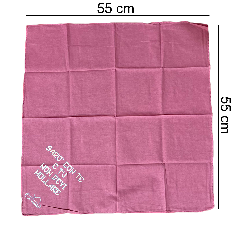 Bandana per cani con la scritta "Sarò con te e tu non devi mollare" di colore rosa