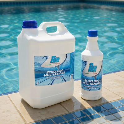 Tanica di EcoCloro Multiazione ecologico per piscina, trattamento 7 in 1 sanificante e antialghe senza odore di cloro, prodotto professionale Made in Italy da 1kg, 5kg e 10kg.