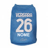 Maglietta blu azzurra per cani personalizzata con scritta Vergara e numero 26, abbigliamento sportivo per animali domestici tifosi del Napoli.