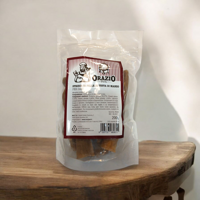 Busta di strisce di pelle di testa di manzo per cani marca Orazio da 200 g