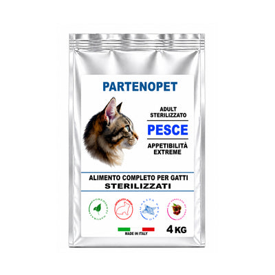 Sacco di crocchette Partenopet per gatti sterilizzati al gusto pesce, alimento secco light per il controllo del peso con il 12% di grassi, ricco di taurina e oligoelementi, 100% Made in Italy.