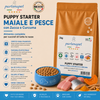 Sacco da 2 kg di crocchette pressate a freddo Partenopet Puppy Starter al gusto maiale e pesce, cibo secco monoproteico di base per lo svezzamento dei cuccioli, senza conservanti né coloranti, 100% Made in Italy.