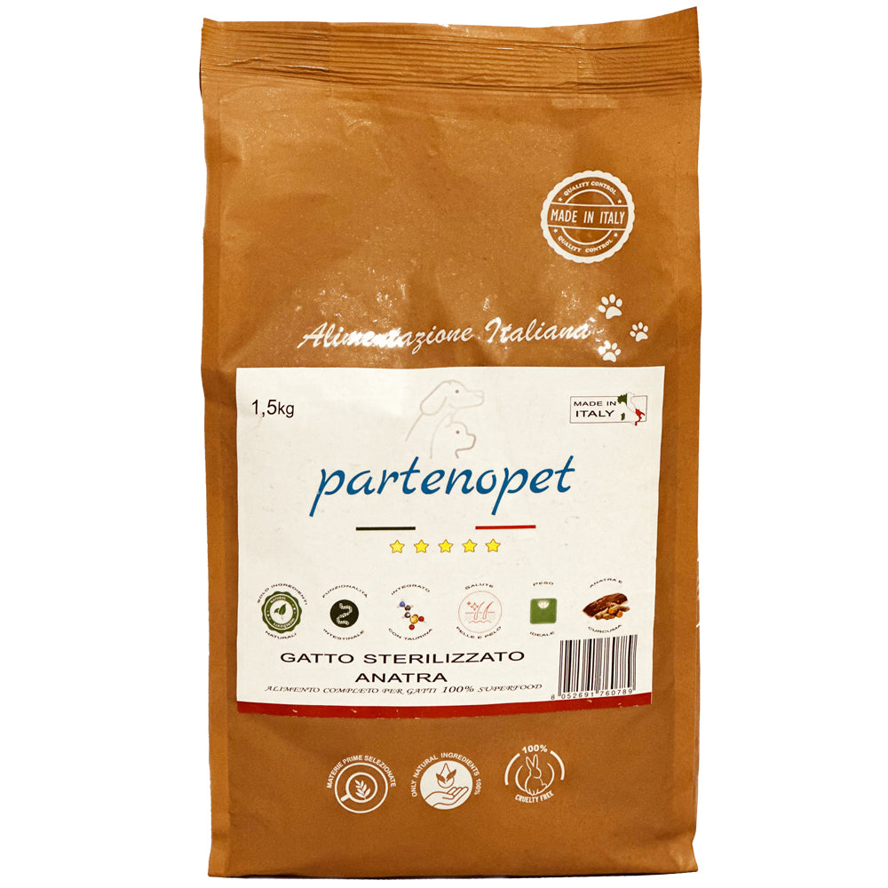 Busta di crocchette all'anatra per gatti sterilizzati pressate a freddo senza conservanti e coloranti marca Partenopet da 1,5 kg