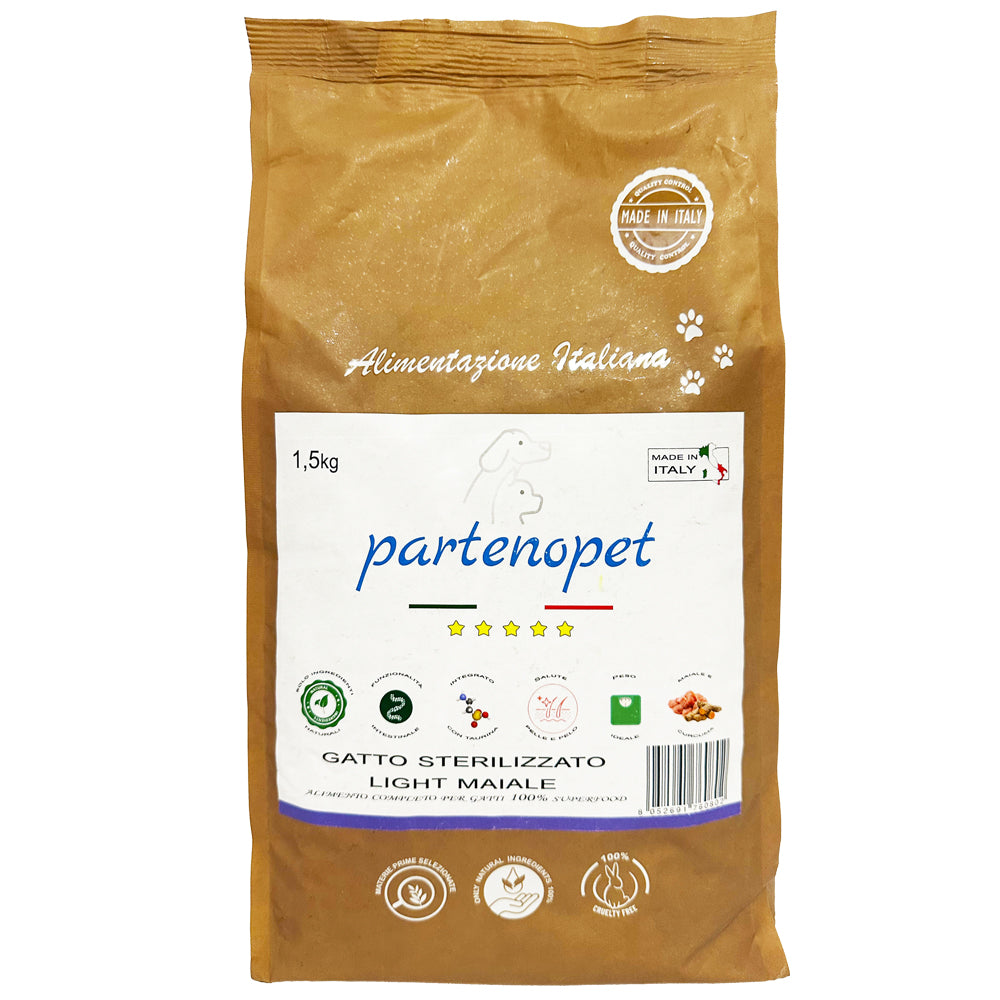 Sacco da 1,5kg di crocchette Partenopet Sterilised Cat Light al maiale per gatti sterilizzati, alimento naturale pressato a freddo prodotto in Italia, senza conservanti né coloranti.