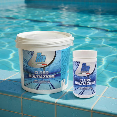 Confezioni di Rio Cloro Multiazione in pastiglie da 200g, trattamento 3 in 1 per piscina con cloro, antialghe e flocculante, ideale per piscine fuori terra e in plastica, formati da 1kg a 25kg.