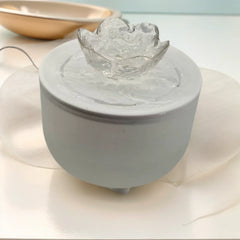 Fontanella Automatica per Gatti 1,2 L con Filtro – Distributore Acqua USB Silenzioso a Ricircolo – white lotus flowers