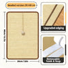 Tiragraffi verticale robusto per gatti indoor. Design salvaspazio color beige con pallina appesa. Protegge divani, sedie e porte dai graffi. Stabile e facile da montare.
